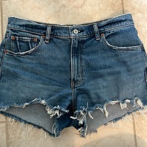Abercrombie mid rise mom shorts